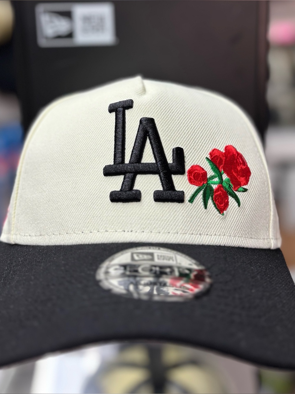 Los Angeles Dodgers Full Stitched Red Roses & 60th Anniversary Side Patch